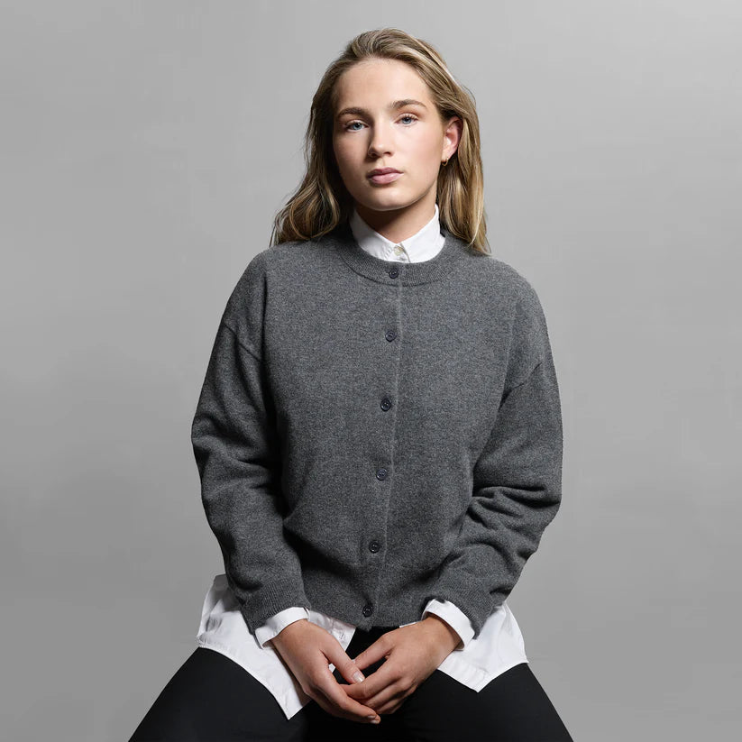 MA06 CARDIGAN CREWNECK
