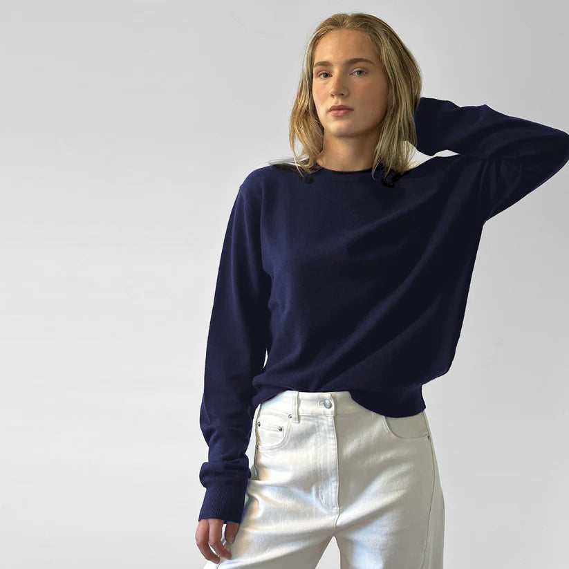 MA22 CREWNECK UNISEX