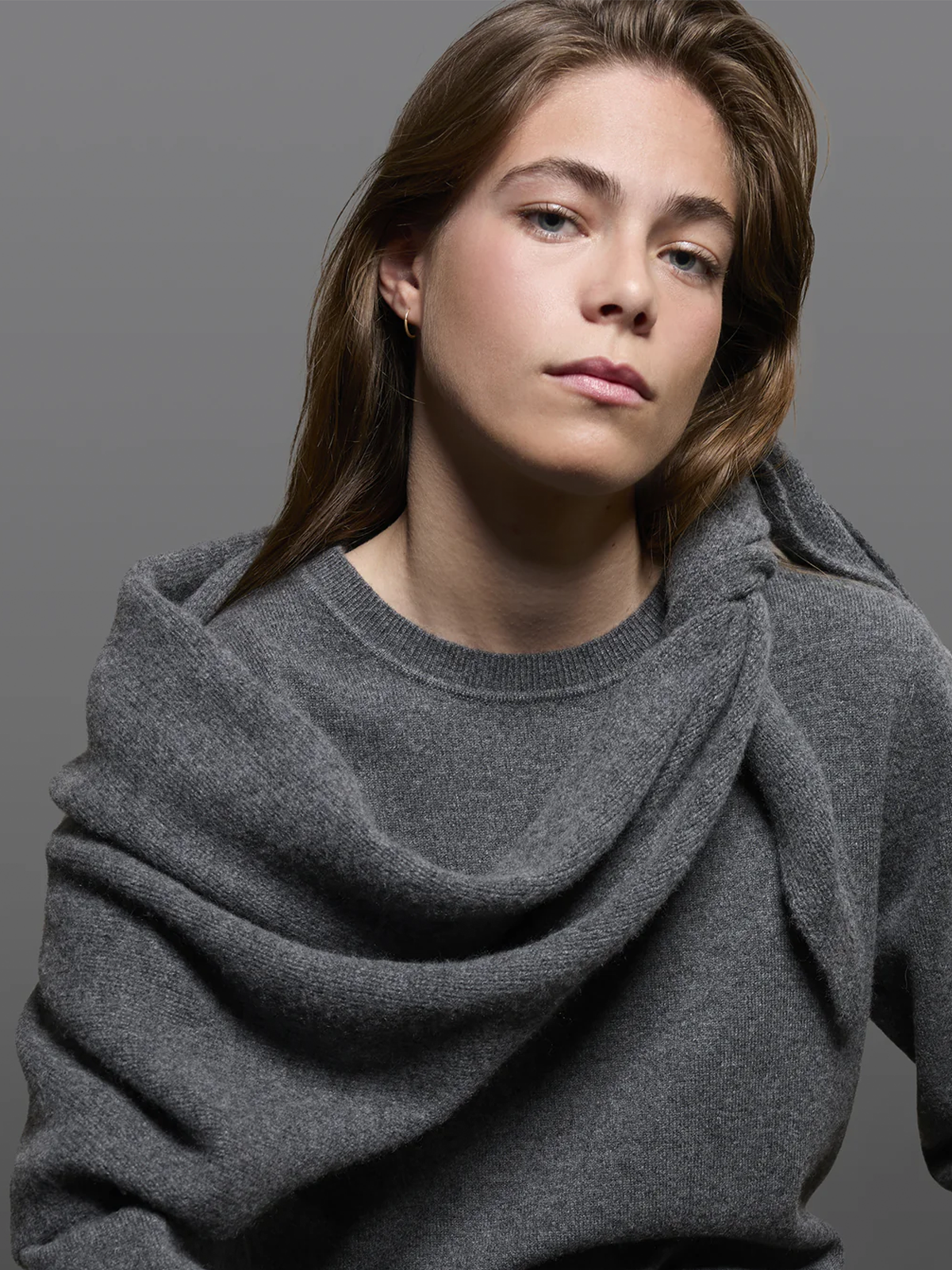 MA81 CASHMERE TRIANGULAR SCARF