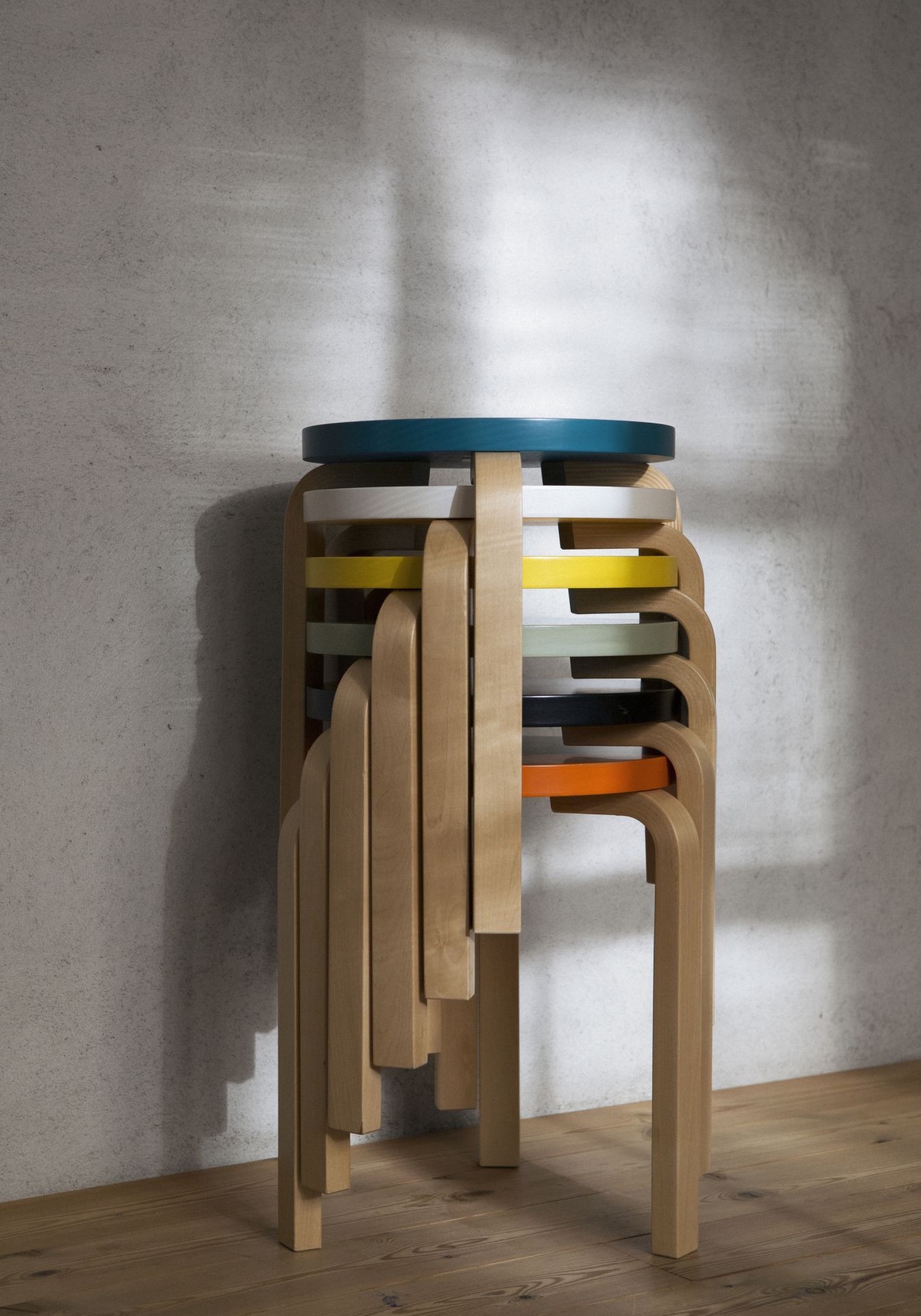 Artek Stool 60 White